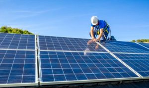 Installation et mise en production des panneaux solaires photovoltaïques à Moneteau